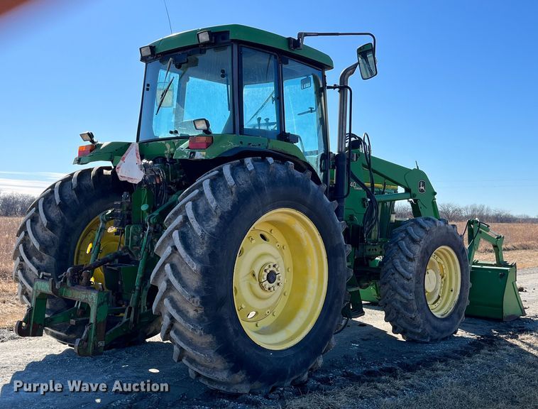 image for item MW9491 1993 John Deere 7800  MFWD tractor