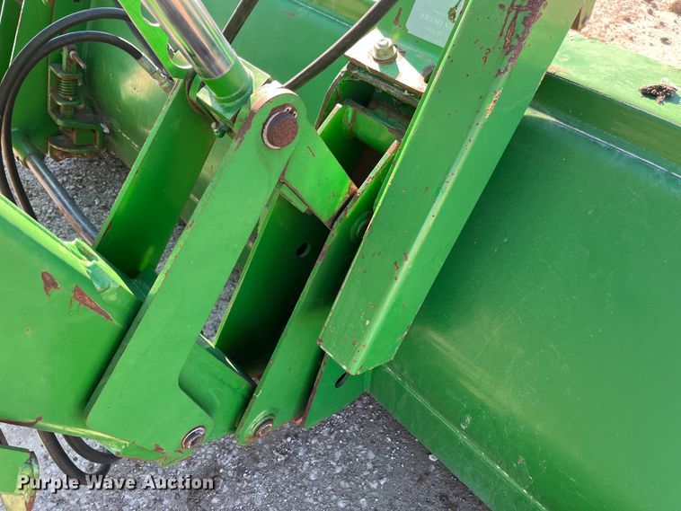 image for item MW9491 1993 John Deere 7800  MFWD tractor