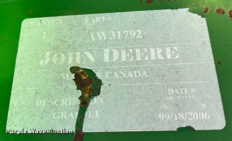 image for item MW9491 1993 John Deere 7800  MFWD tractor