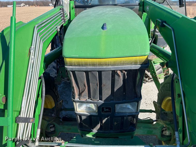 image for item MW9491 1993 John Deere 7800  MFWD tractor