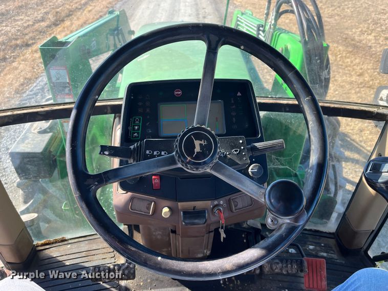 image for item MW9491 1993 John Deere 7800  MFWD tractor