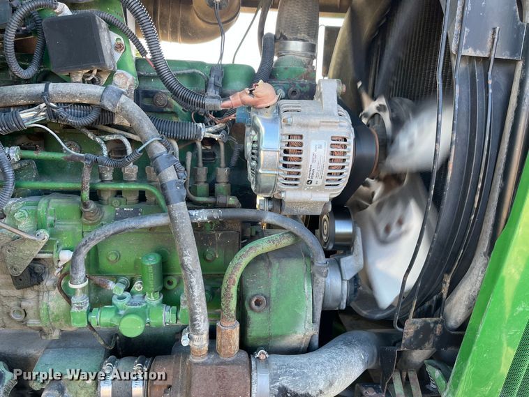 image for item MW9491 1993 John Deere 7800  MFWD tractor
