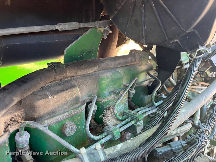 image for item MW9491 1993 John Deere 7800  MFWD tractor