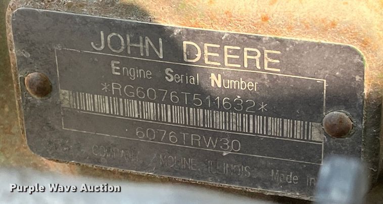 image for item MW9491 1993 John Deere 7800  MFWD tractor