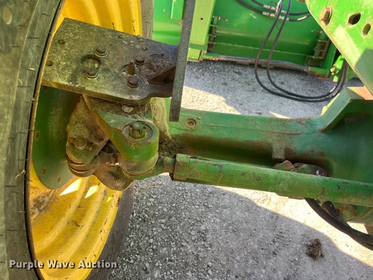 image for item MW9491 1993 John Deere 7800  MFWD tractor