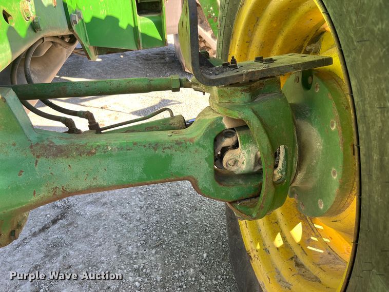 image for item MW9491 1993 John Deere 7800  MFWD tractor