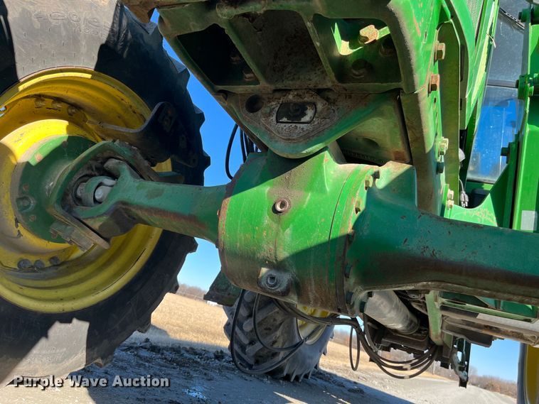 image for item MW9491 1993 John Deere 7800  MFWD tractor