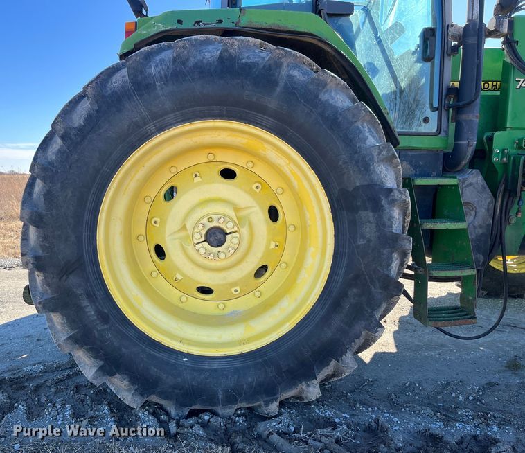 image for item MW9491 1993 John Deere 7800  MFWD tractor