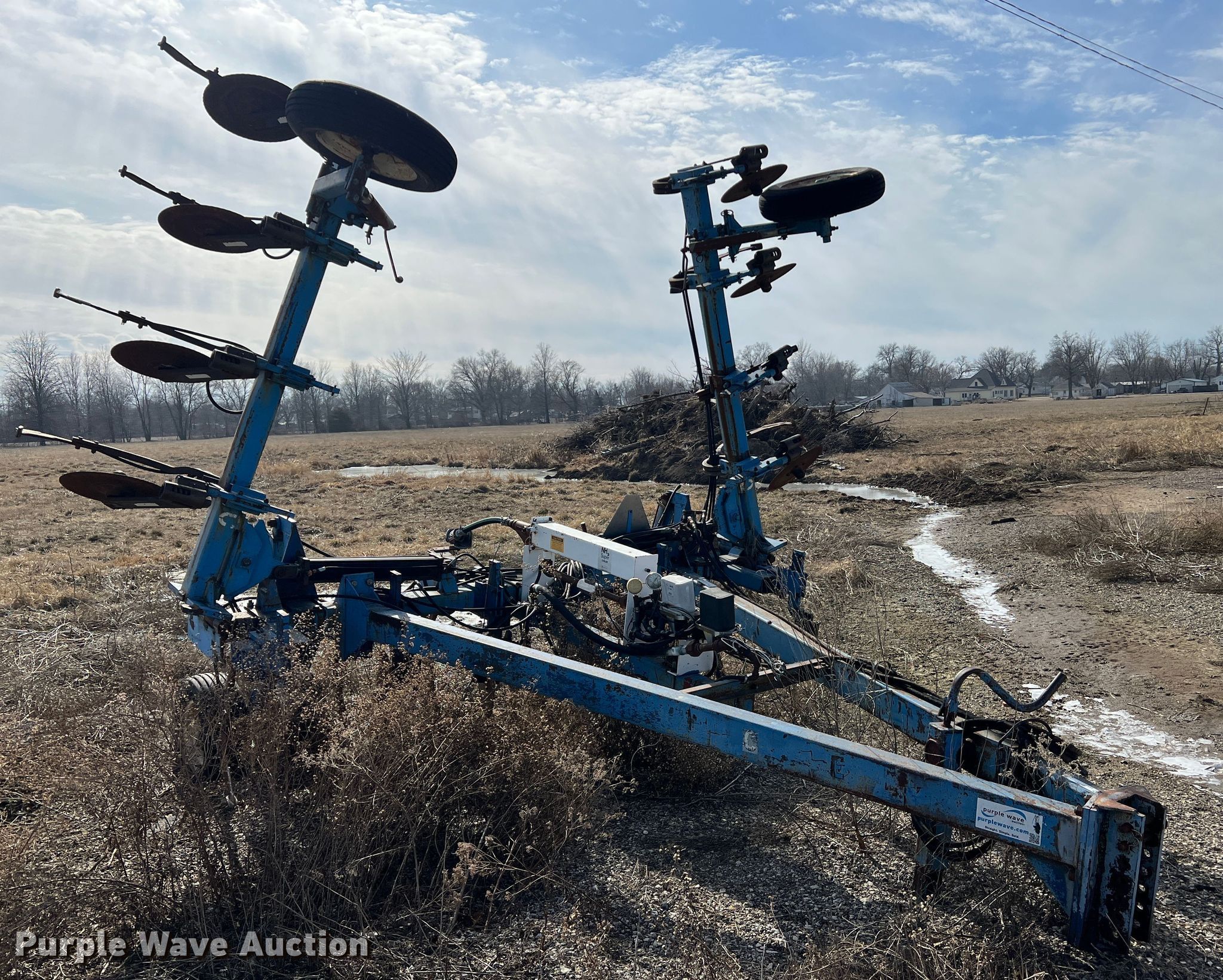 NH3 applicator in Laddonia, MO | Item MM9056 sold | Purple Wave