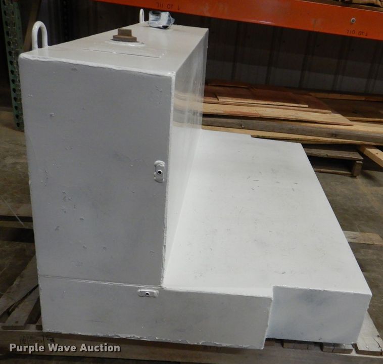 image for item DK4990 Delta 487000  L-shaped auxiliary fuel tank