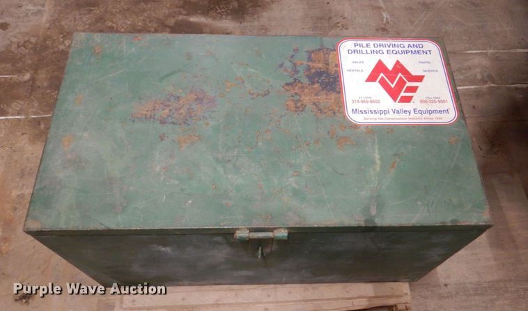 image for item DK4991 MKT V5ESC  vibratory pile driver/extractor