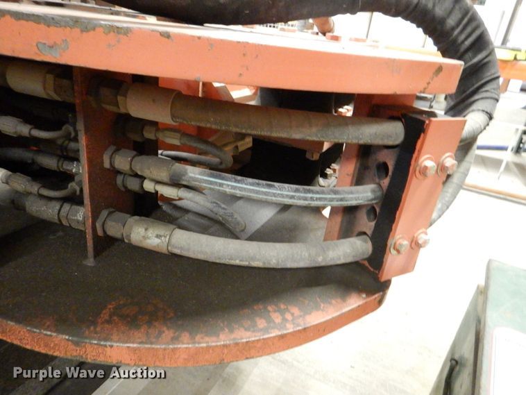 image for item DK4991 MKT V5ESC  vibratory pile driver/extractor