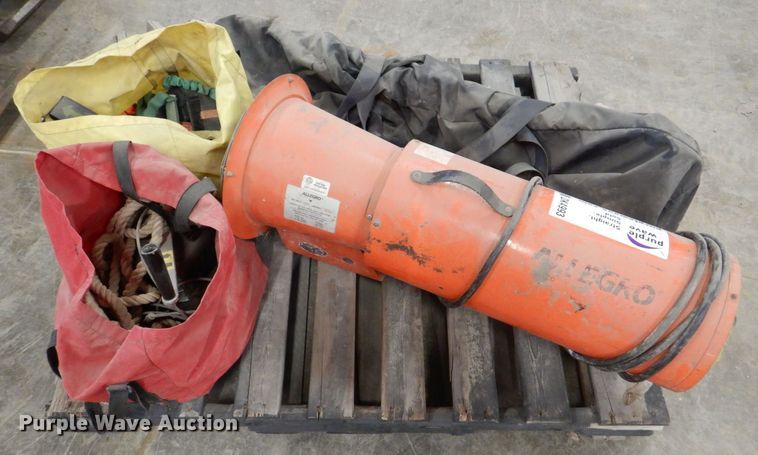 image for item DK4993 Underground safety or shoring equipment