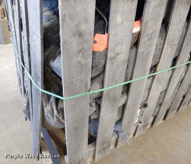 image for item DK4994 Approximately 12 concrete blankets