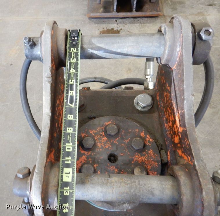 image for item DK5001 NPK  excavator plate compactor