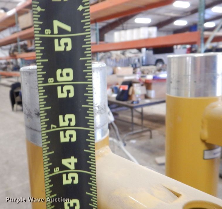 image for item DK5005 (2) Caterpillar grade control mounts