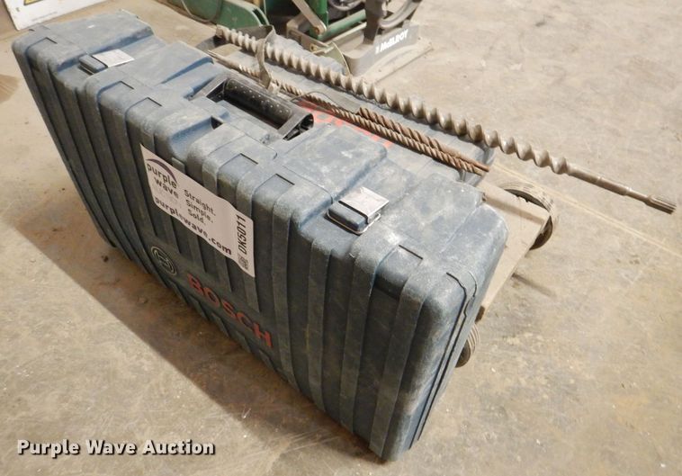 image for item DK5011 (2) Bosch DH1020VC drills