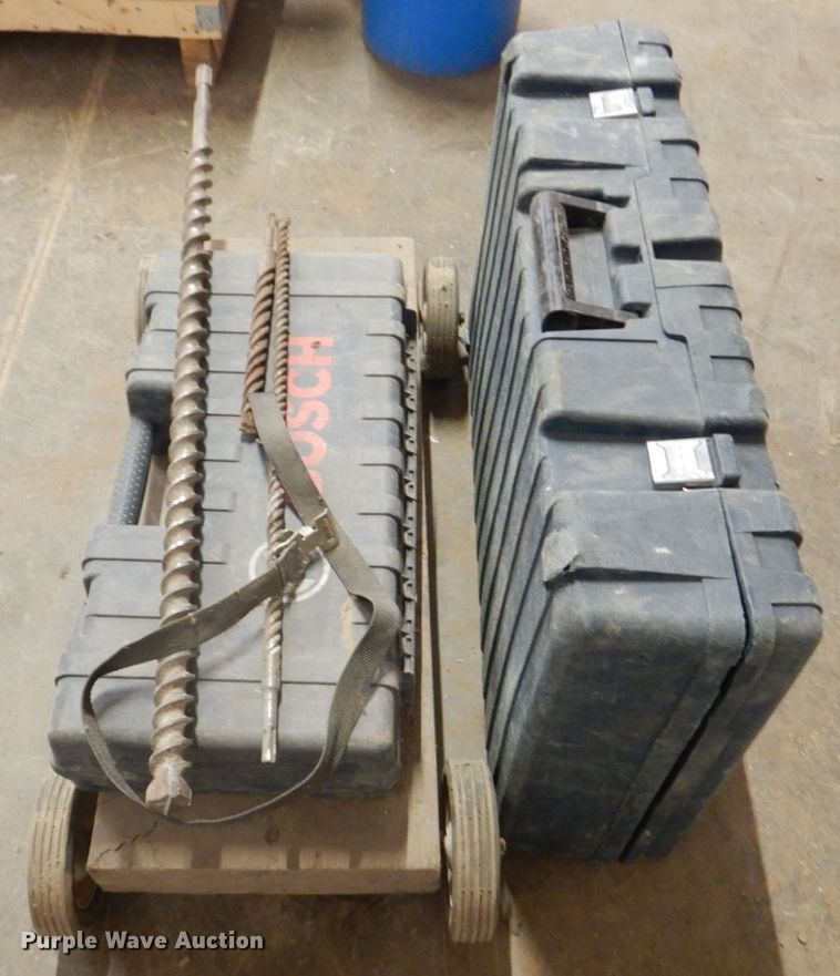 image for item DK5011 (2) Bosch DH1020VC drills