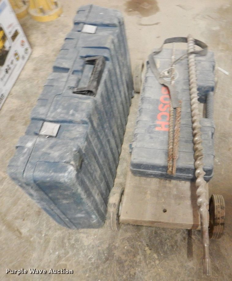 image for item DK5011 (2) Bosch DH1020VC drills