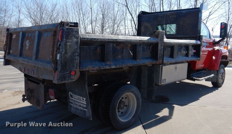 image for item DK5014 2005 GMC C5500  dump truck