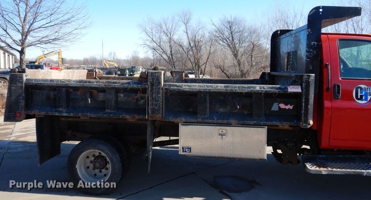 image for item DK5014 2005 GMC C5500  dump truck