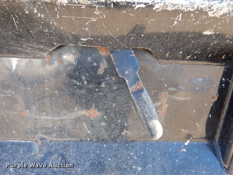 image for item DK5014 2005 GMC C5500  dump truck