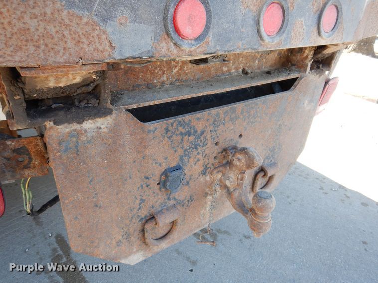 image for item DK5014 2005 GMC C5500  dump truck