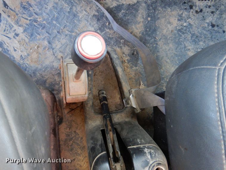 image for item DK5014 2005 GMC C5500  dump truck