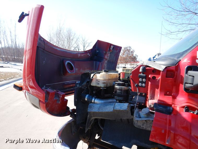 image for item DK5014 2005 GMC C5500  dump truck