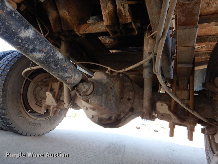 image for item DK5014 2005 GMC C5500  dump truck