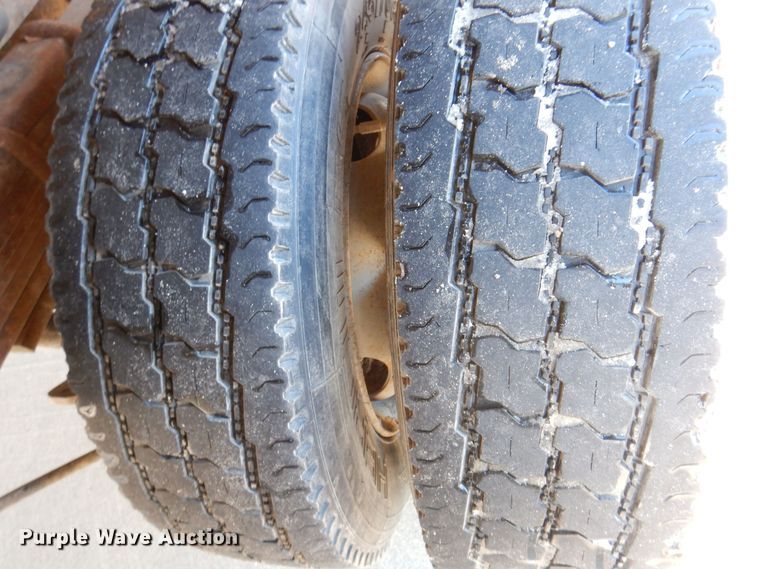 image for item DK5014 2005 GMC C5500  dump truck