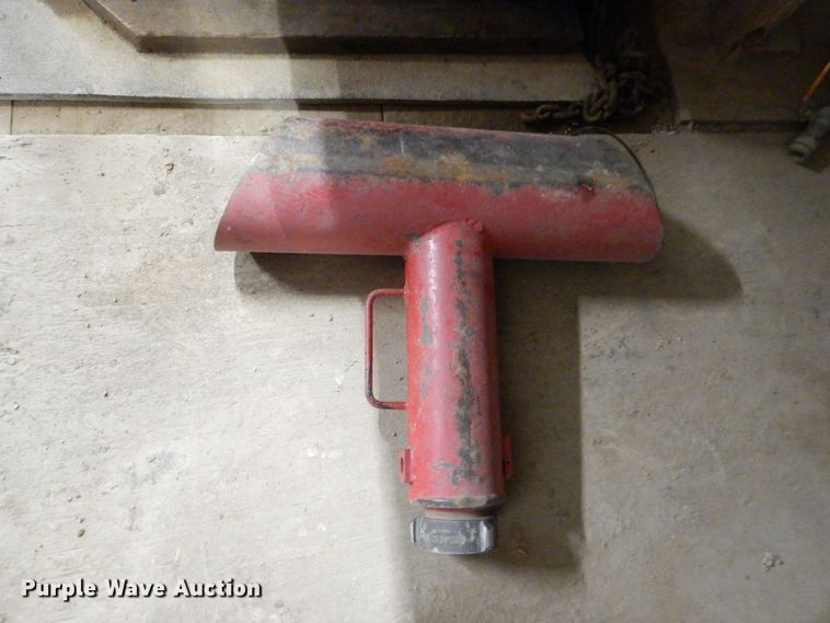 image for item DK5015 2004 Haulmark  enclosed cargo trailer with pressure testing system