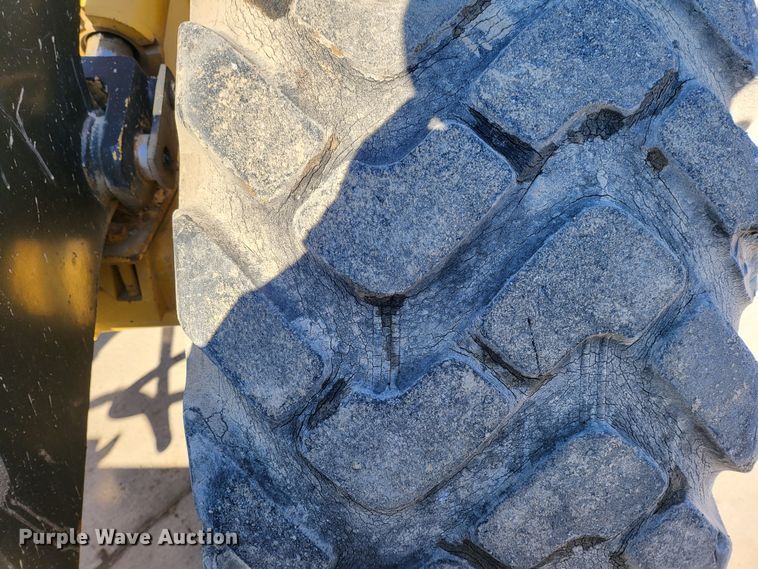 image for item DK5016 1999 Caterpillar IT28G  wheel loader