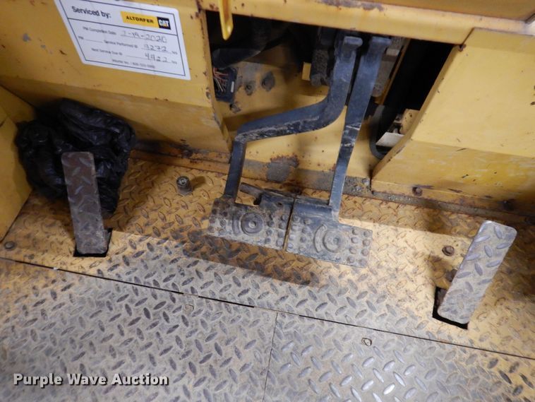 image for item DK5017 1998 John Deere 486E  forklift