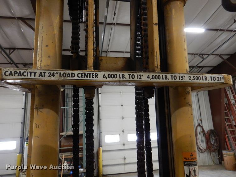 image for item DK5017 1998 John Deere 486E  forklift