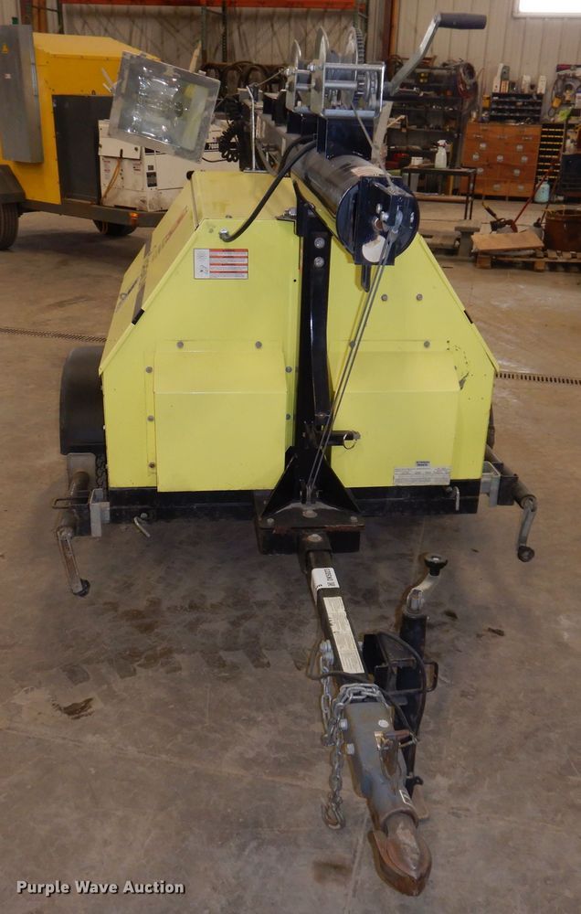 image for item DK5023 2006 Magnum MLT4060KMH  light plant