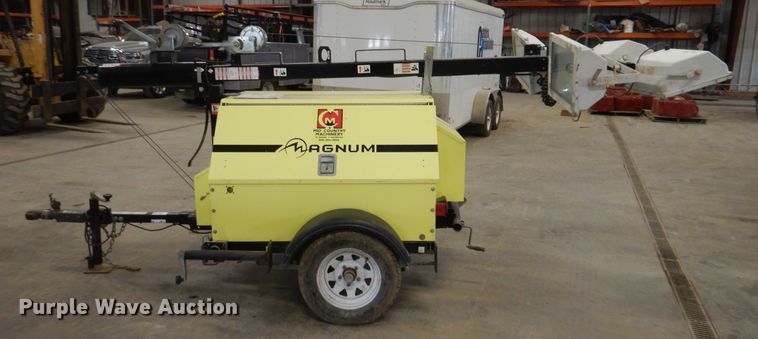 image for item DK5023 2006 Magnum MLT4060KMH  light plant