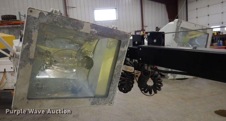 image for item DK5023 2006 Magnum MLT4060KMH  light plant