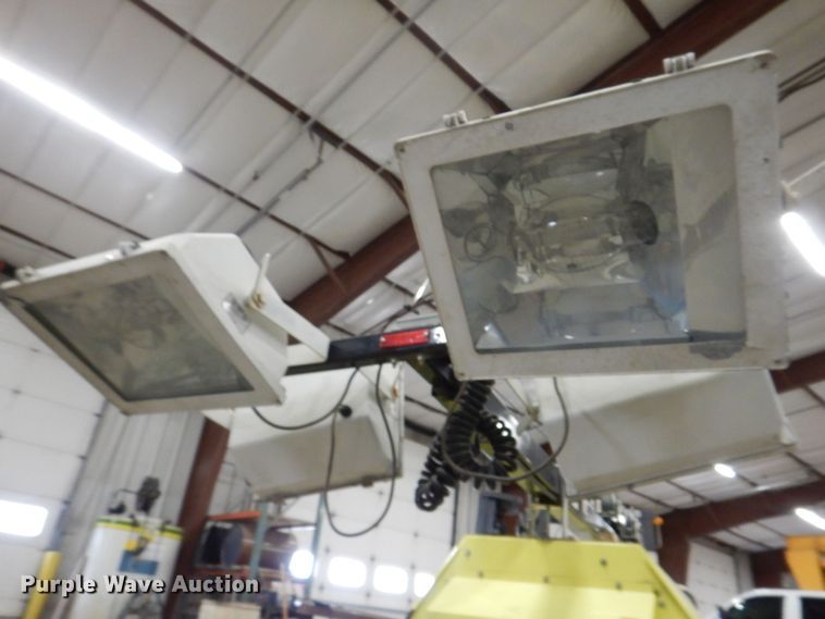 image for item DK5023 2006 Magnum MLT4060KMH  light plant