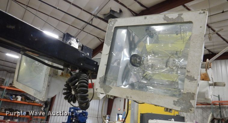 image for item DK5023 2006 Magnum MLT4060KMH  light plant