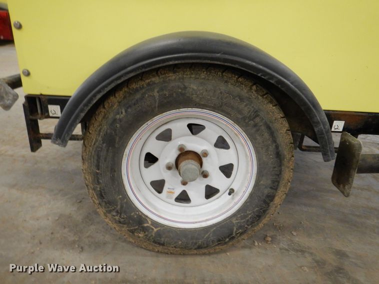 image for item DK5023 2006 Magnum MLT4060KMH  light plant