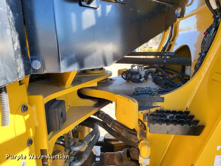 image for item DK5027 2019 Caterpillar 938M  wheel loader