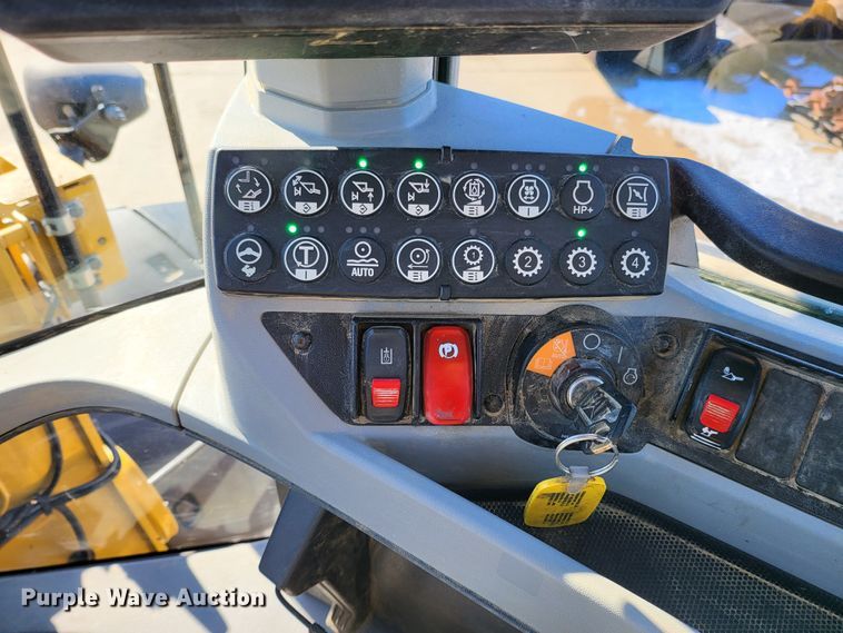 image for item DK5027 2019 Caterpillar 938M  wheel loader