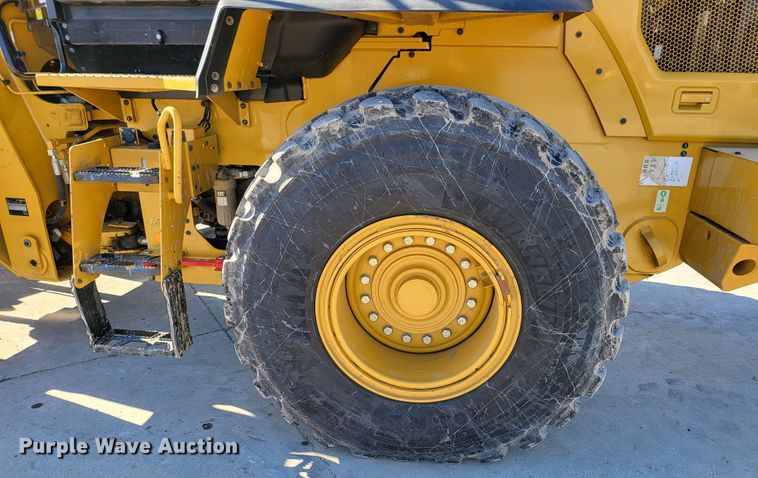image for item DK5027 2019 Caterpillar 938M  wheel loader