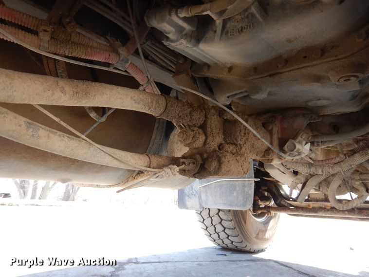 image for item DK5028 2009 Freightliner FLD120  dump truck