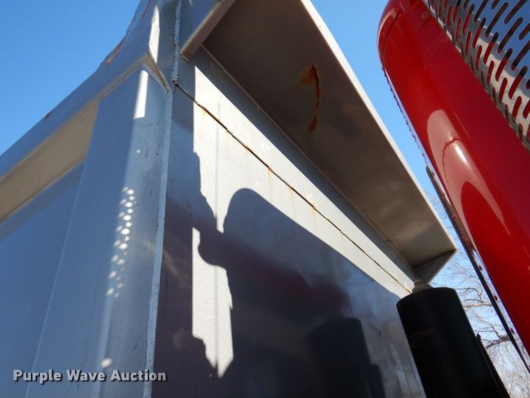 image for item DK5028 2009 Freightliner FLD120  dump truck