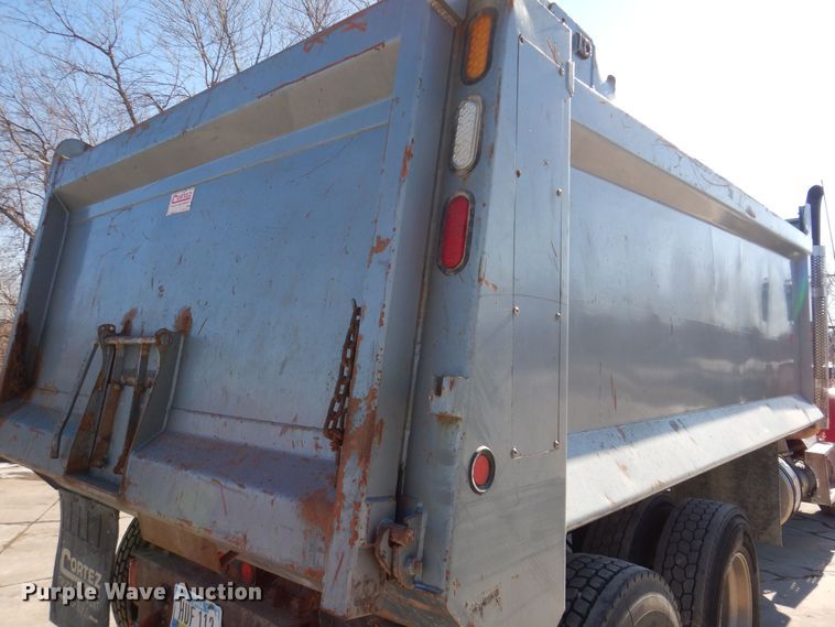 image for item DK5028 2009 Freightliner FLD120  dump truck