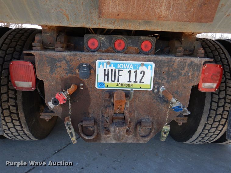 image for item DK5028 2009 Freightliner FLD120  dump truck