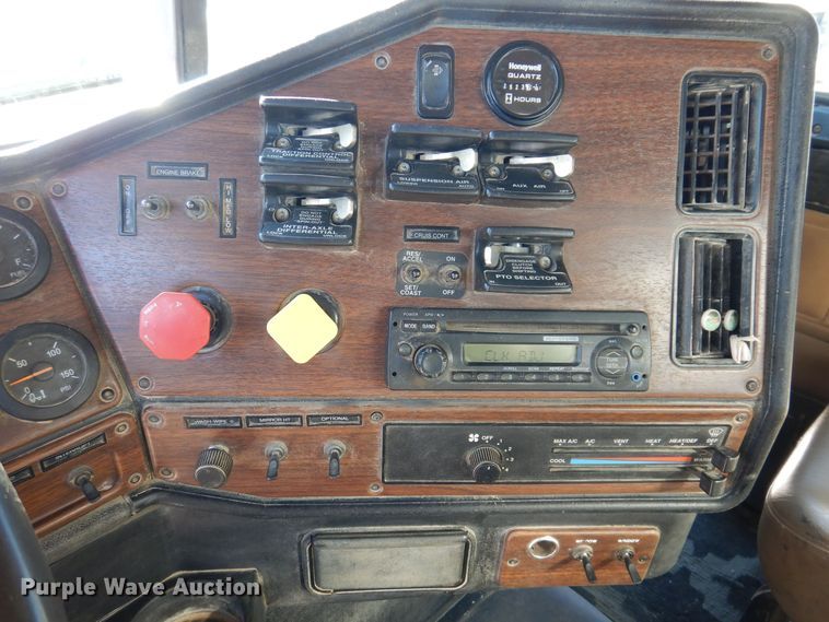 image for item DK5028 2009 Freightliner FLD120  dump truck