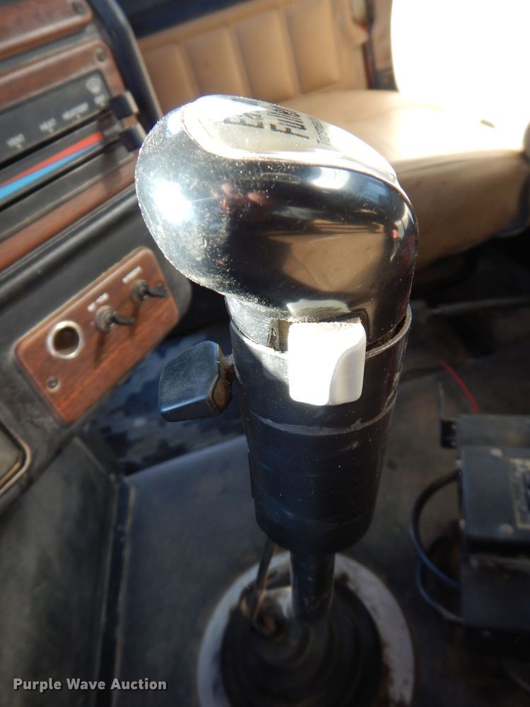 image for item DK5028 2009 Freightliner FLD120  dump truck